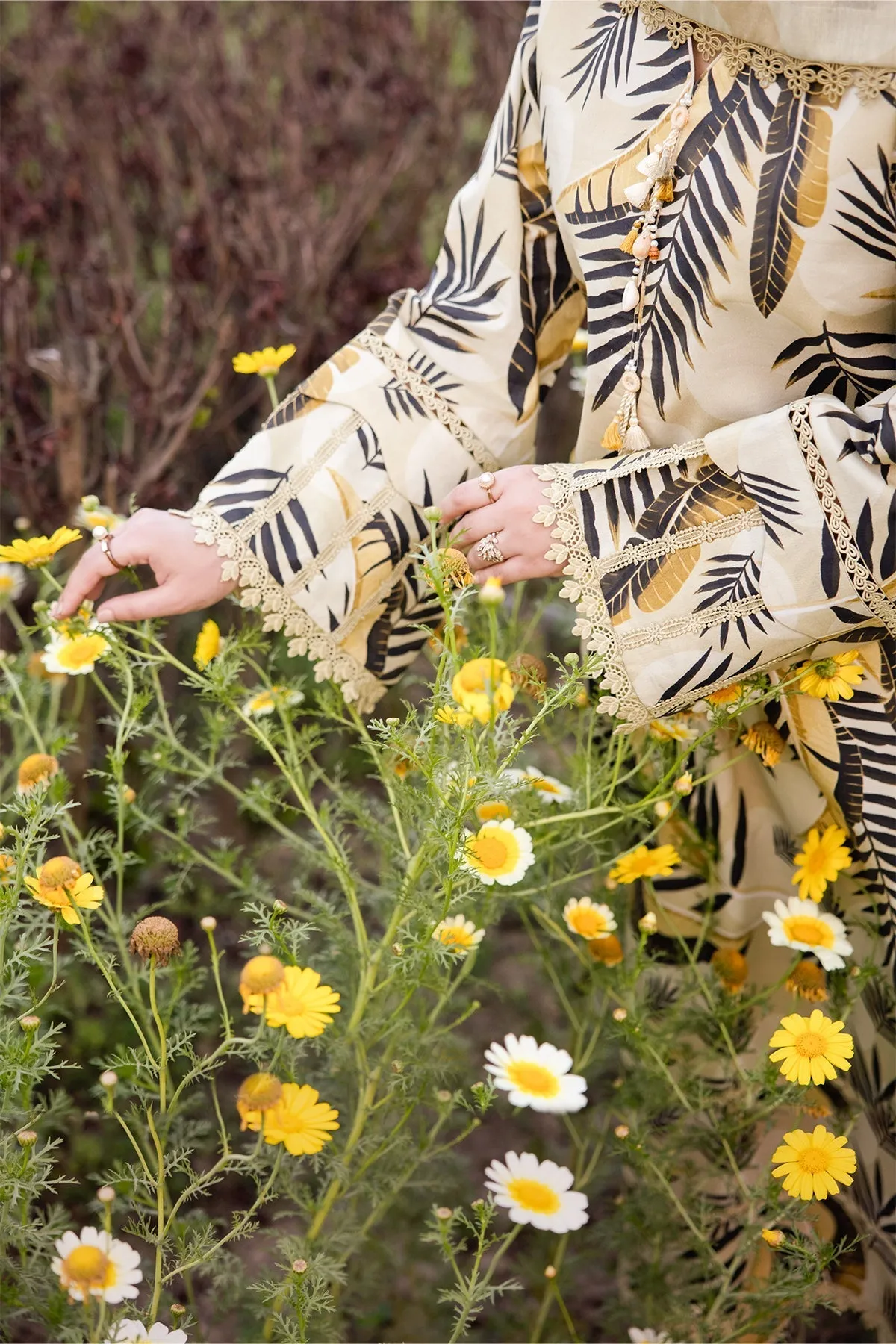 Alizeh Sheen Lawn Prints – AF-PL-6014-Daffodil