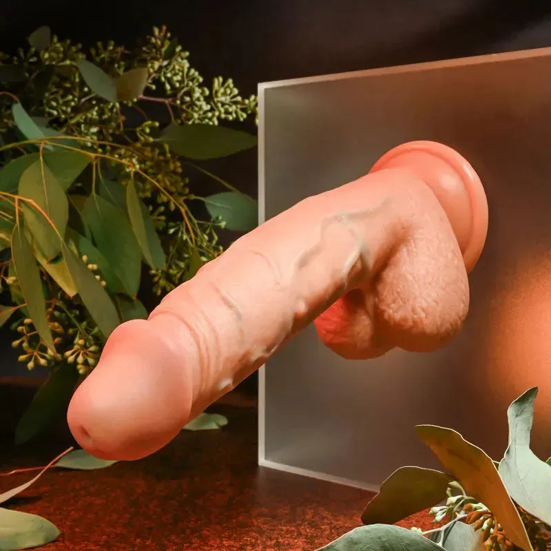 Evolved REALISTIC DILDO 8'' LIGHT